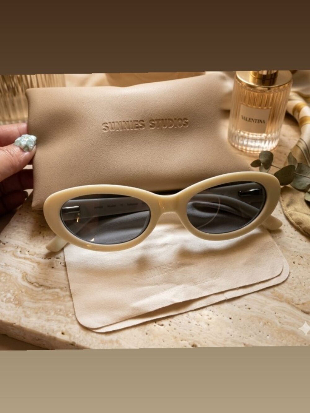 Sunnies Studios Dakota Sunglasses in Burrata - Picture 3 of 4